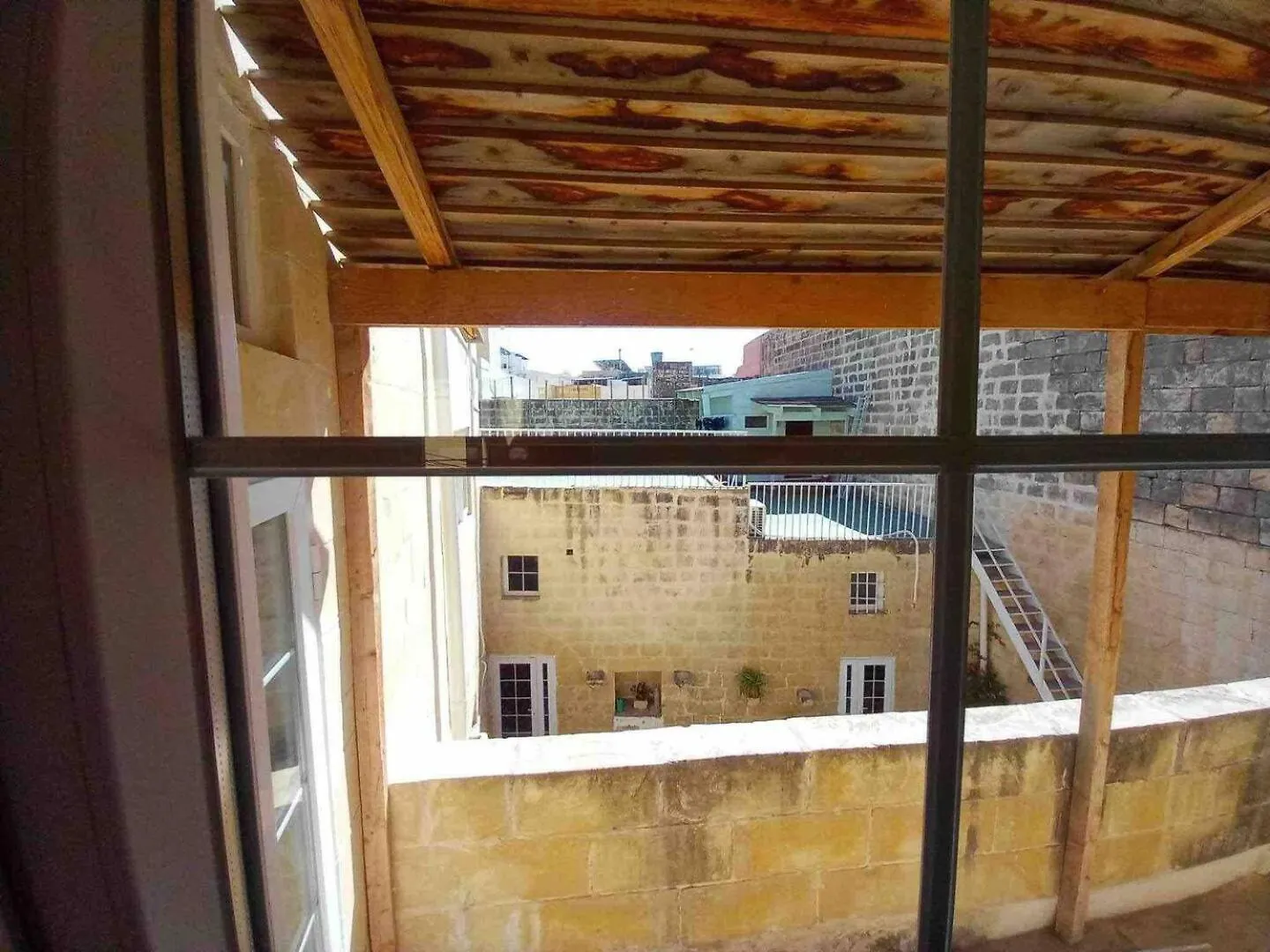 The Gem Farmhouse By Homely Qormi 0*,